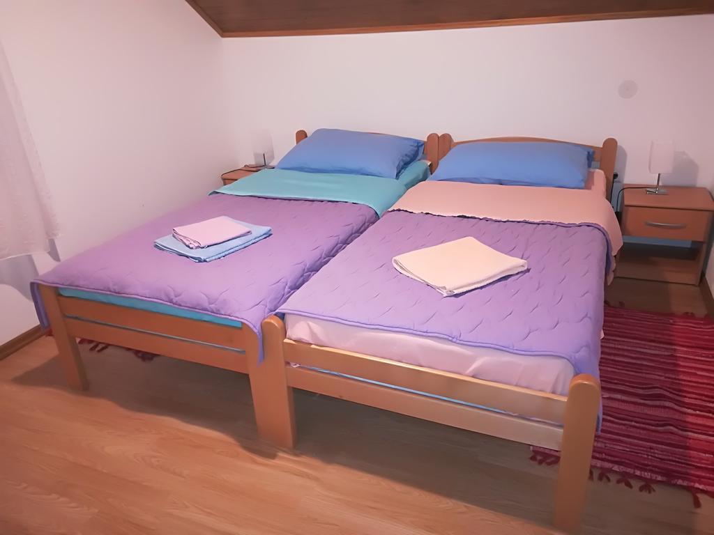 Guesthouse Bubalo Dreznik Grad Exterior photo