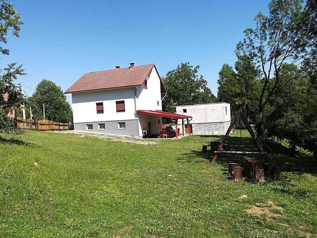 Guesthouse Bubalo Dreznik Grad Exterior photo